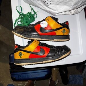 Nike sb dunk low raygun original